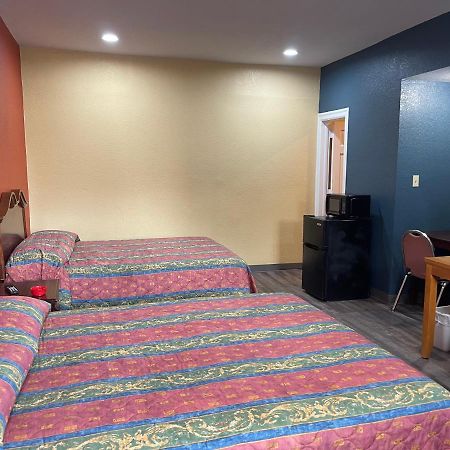 Kenwood Court Motel วิลสัน ภายนอก รูปภาพ