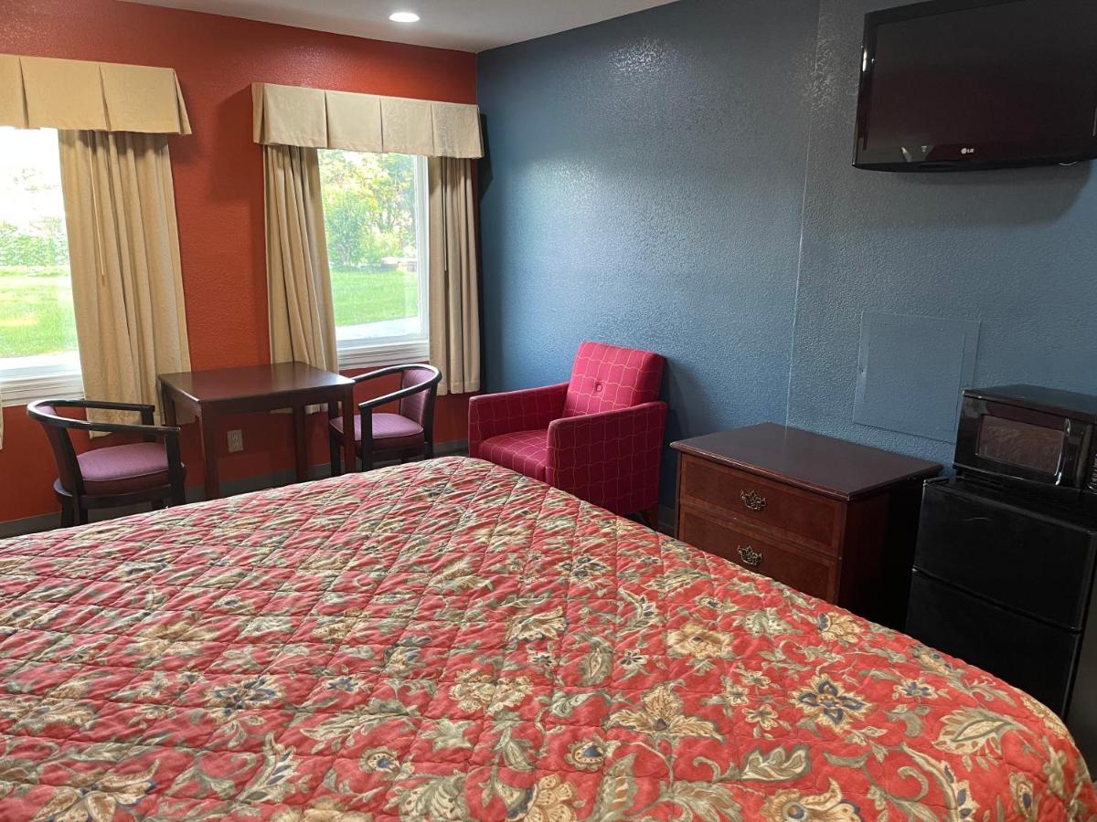 Kenwood Court Motel วิลสัน ภายนอก รูปภาพ