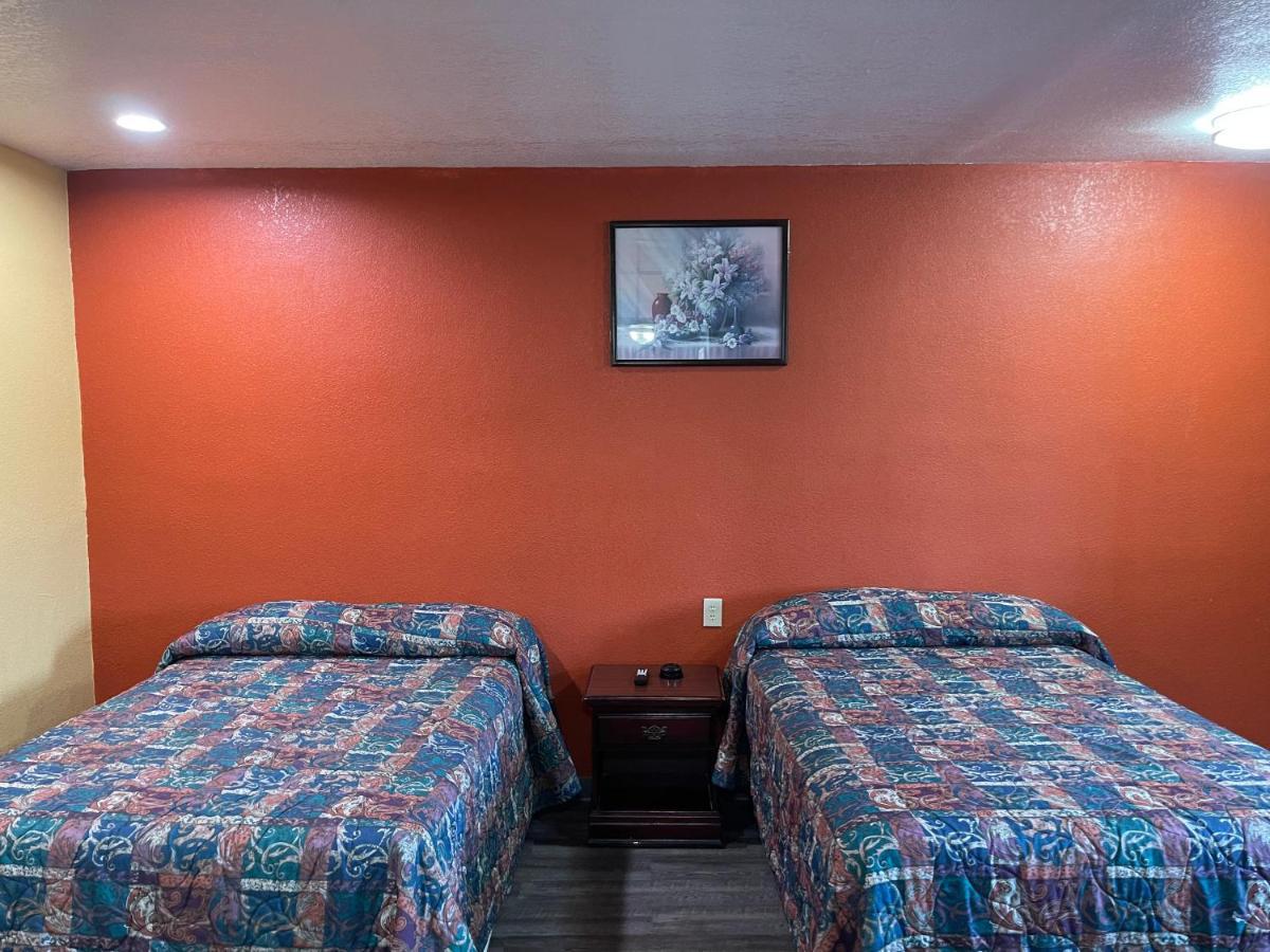Kenwood Court Motel วิลสัน ภายนอก รูปภาพ